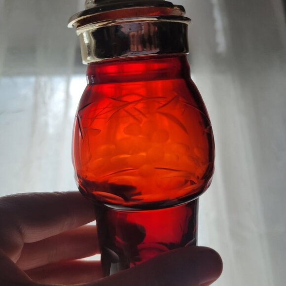 Vintage Red Glass Syrup Dispenser Condiment Jar Silver Hinged Lid Etched Floral - Picture 8 of 8